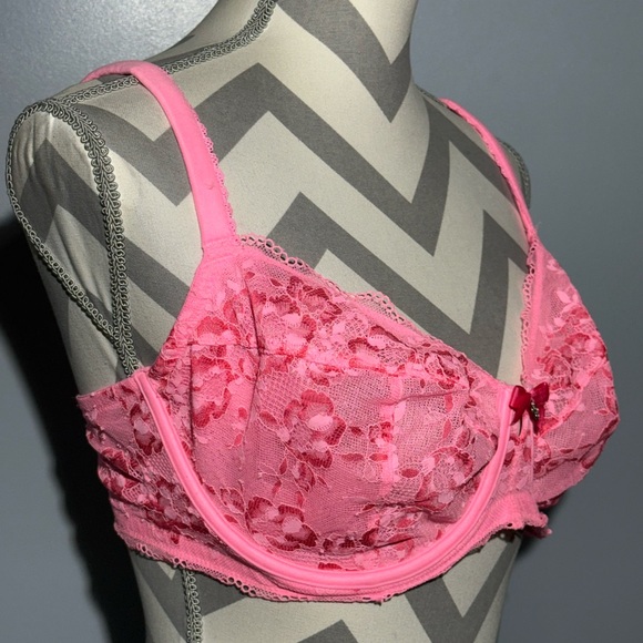 Pink Flower Lace Bra - Picture 10 of 13